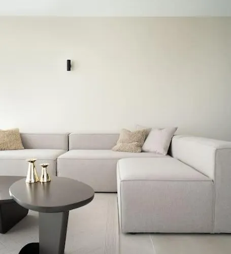 Cozy Elegant 2br + Free Parking Next To Paradise Mall Апартаменты София