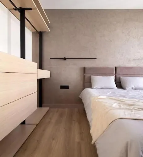 Cozy Elegant 2br + Free Parking Next To Paradise Mall