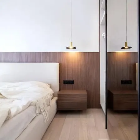 Cozy Elegant 2br + Free Parking Next To Paradise Mall Sófia