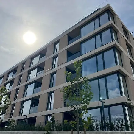 Cozy Elegant 2br + Free Parking Next To Paradise Mall * Sófia