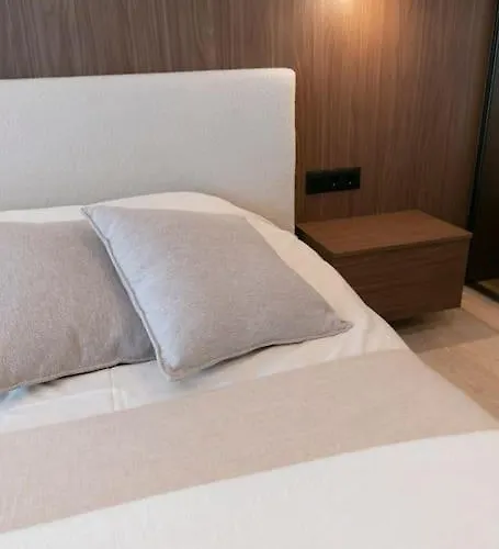 Cozy Elegant 2br + Free Parking Next To Paradise Mall Daire *