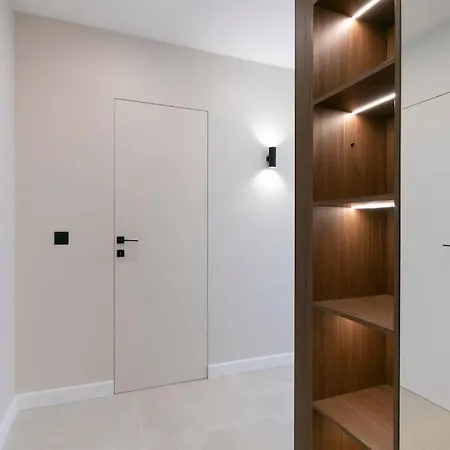 Lägenhet Cozy Elegant 2br + Free Parking Next To Paradise Mall Sofia